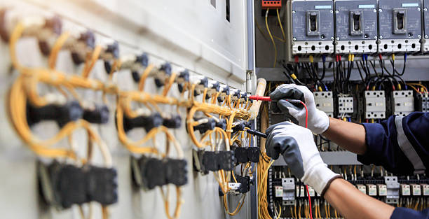 Professional Electrician technician working in Lynden, WA